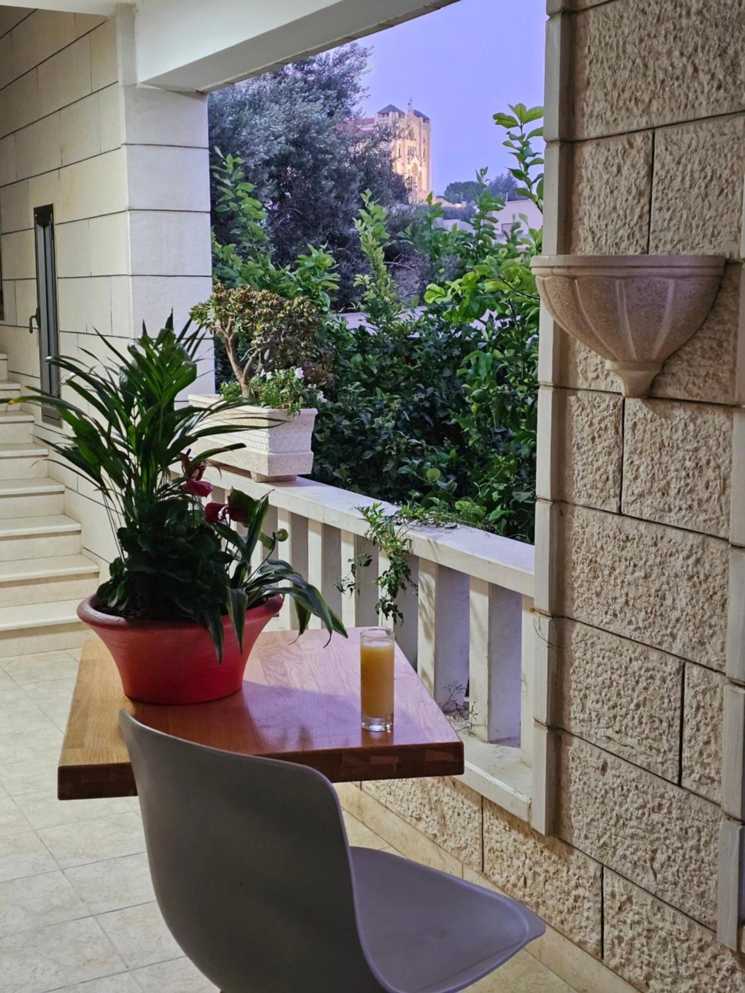 Maria'S Guesthouse - Uphill View Of Nazareth F Exterior foto